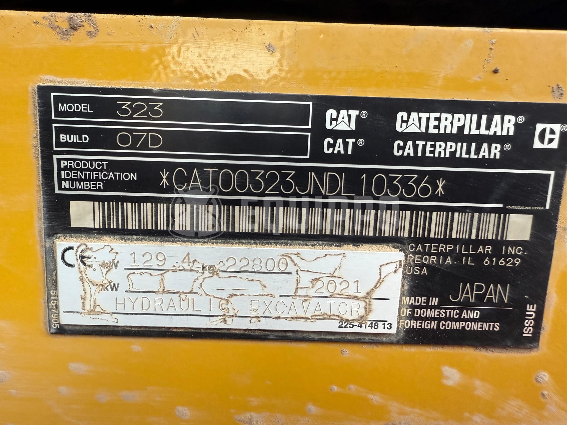 Caterpillar 323  - - Used Tracked Excavator