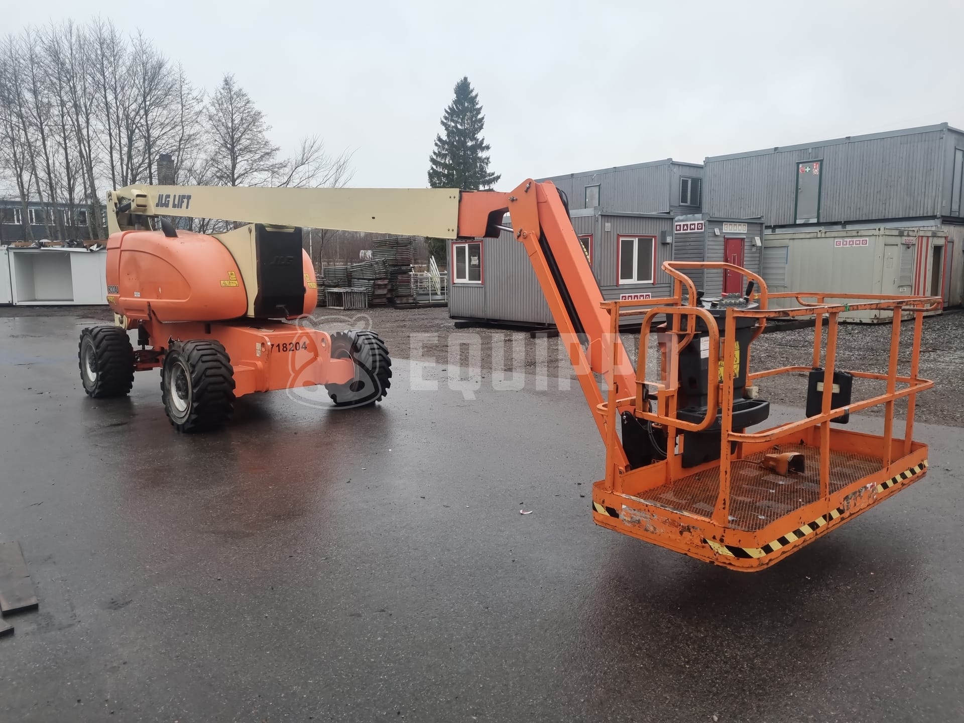 JLG 800AJ (26m) - - Used Articulated Boom Lift