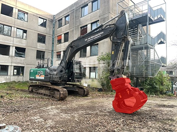 Imagen del Hitachi ZX250 LCN-7 con Oilquick OQ-80