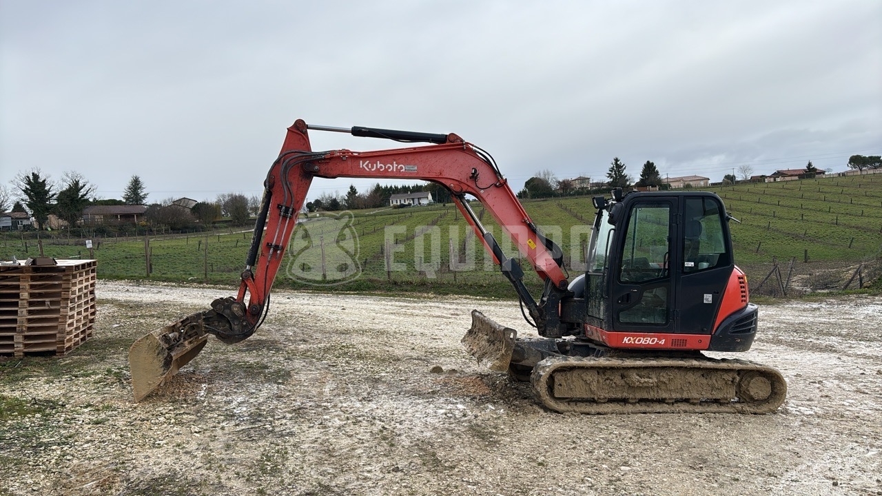 Kubota KX080-4 with 3 excavator buckets - - Used Midi Excavator 7t - 12t