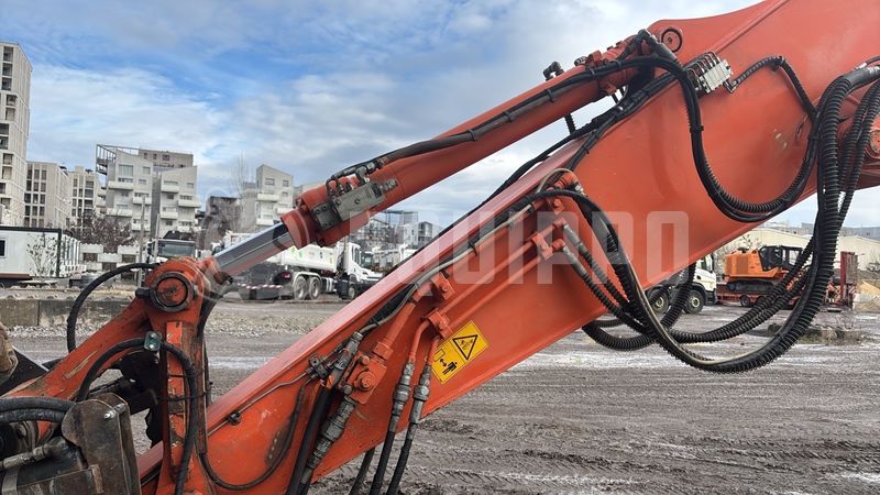 2019 Hitachi ZX145W-6-47368198