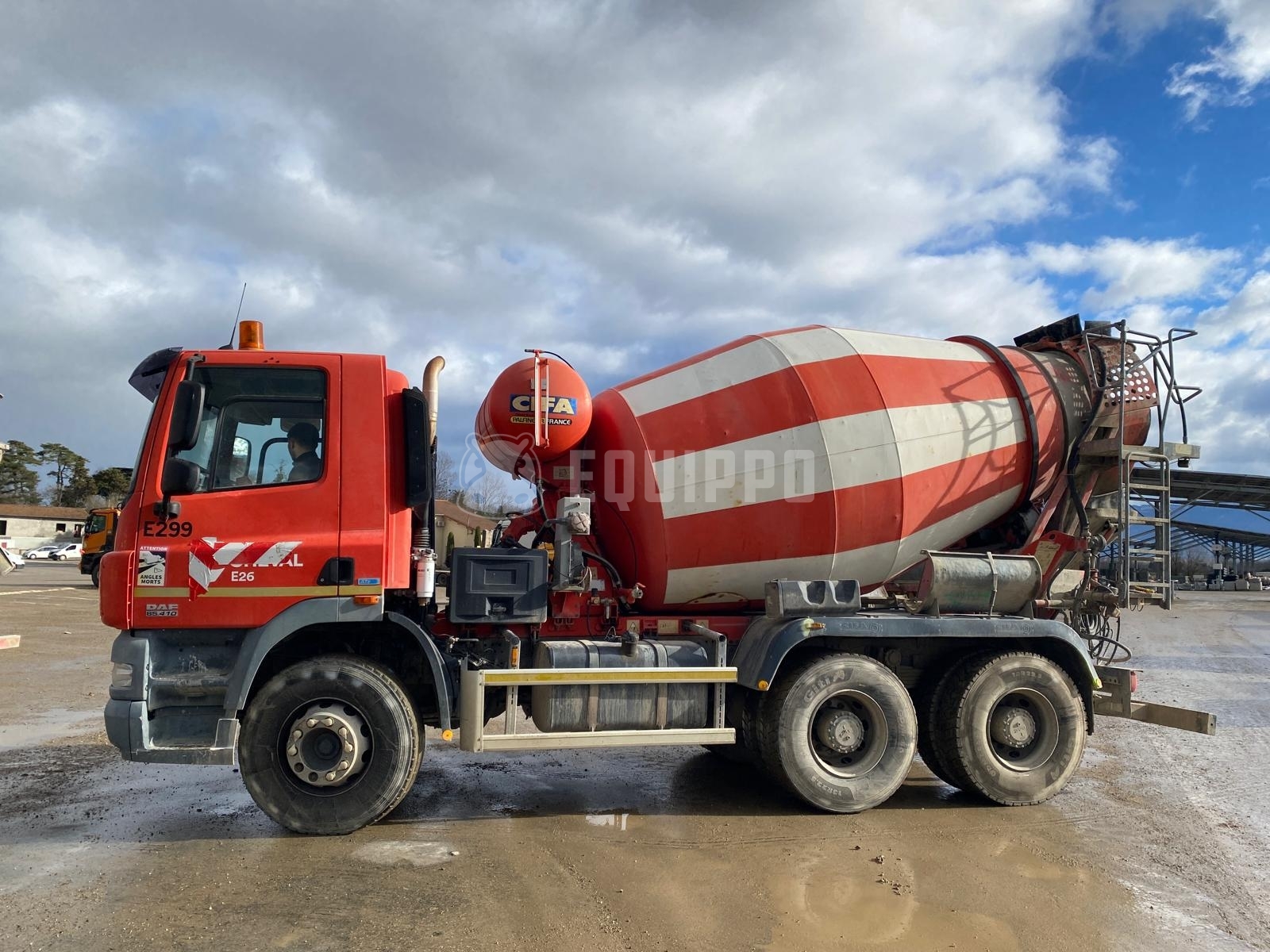 DAF CF 85.410 with Cifa mixer  - - Used Concrete Mixer - Offroad