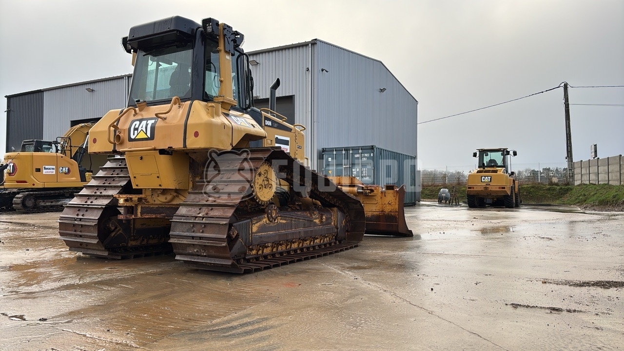 Caterpillar D6N LGP - - Used Tracked Dozer