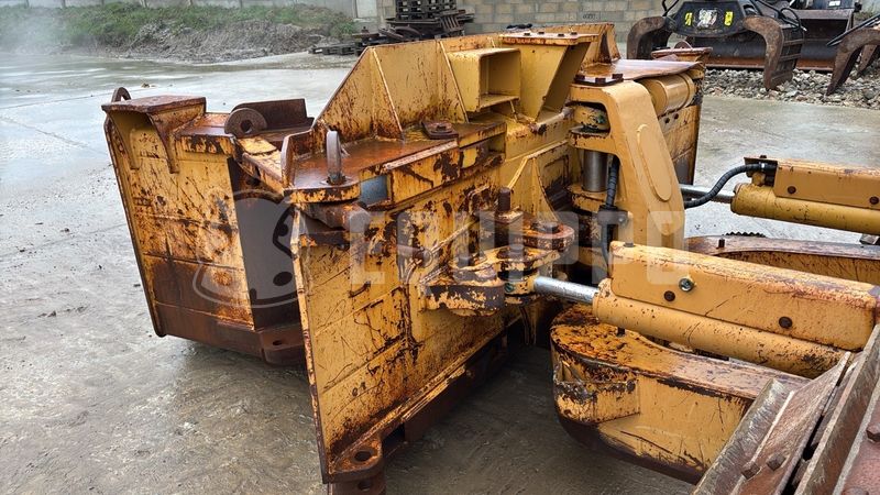 2012 كاتربيلر D6N LGP-46483337