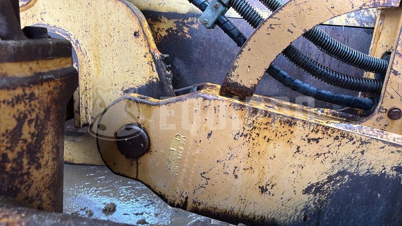 2012 كاتربيلر D6N LGP-46483365