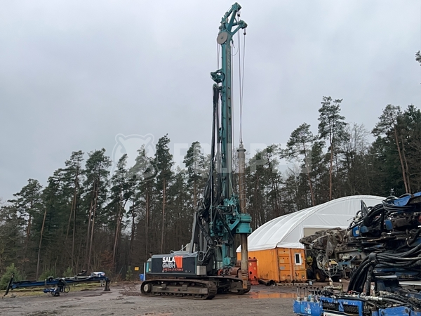 Imagen del Delmag RH 18 on Sennebogen SR 25T