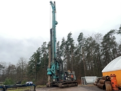 Delmag RH 18 on Sennebogen SR 25T - - Gebrauchte  Bohrgerät