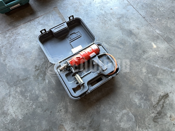 Picture of the Norton Weka DK 17