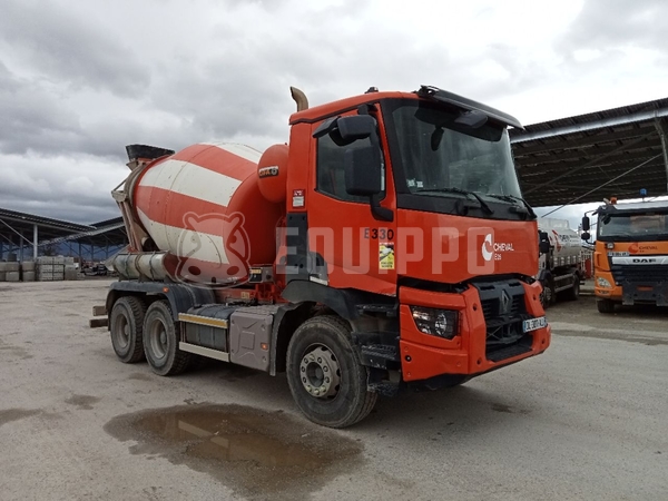 Photo de la Renault C Camion malaxeur