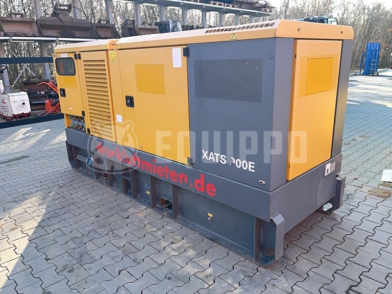 Atlas Copco XATS 900E  - - Compresor Usada