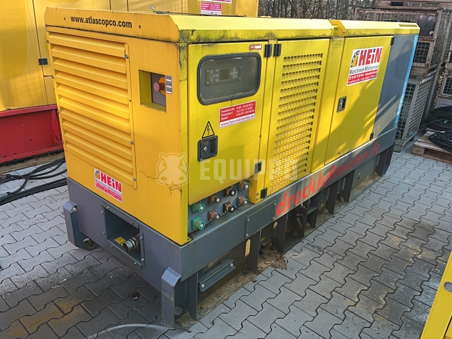 Atlas Copco XATS 900E - - Compresor Usada