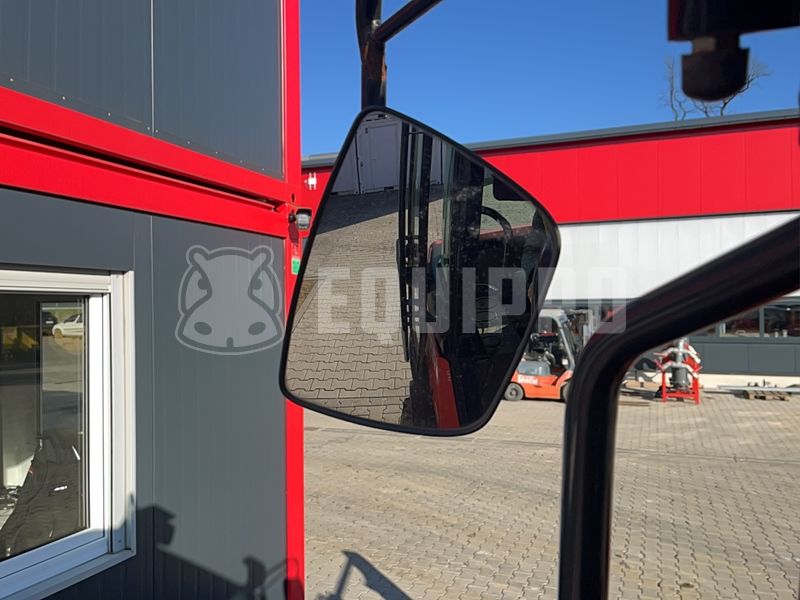 2016 كوبوتا R065-48131611