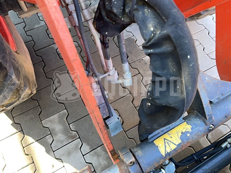 2016 كوبوتا R065-48131665
