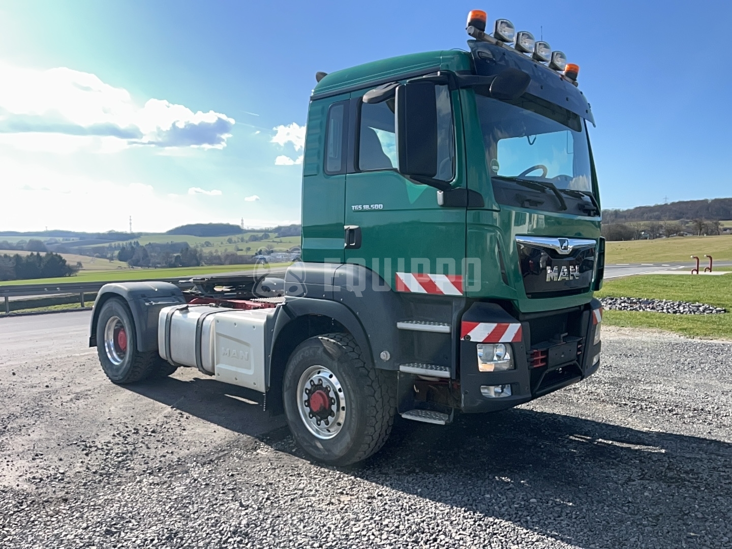 MAN TGS 18.500 4x4H BLS avec 2023 Kempf SKD 32/2 semi-remorque benne basculante 3 voies - - Camion Benne d’Occasion