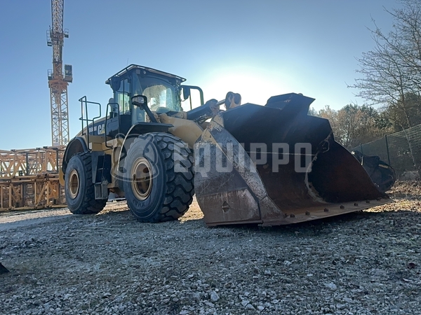Foto van de Caterpillar 966M