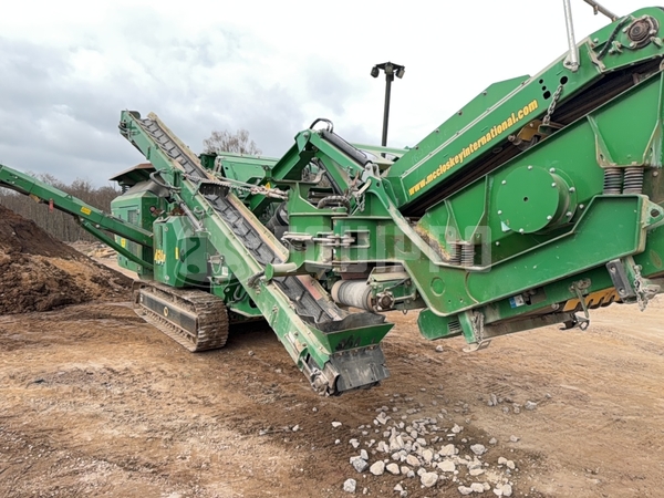 Picture of the McCloskey I34R