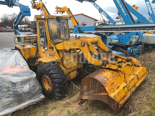 Picture of the Hanomag MF 33C Massey Ferguson / for parts only