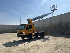 Palfinger P260B (26m) am Nissan 3,5 Tonnen - - Gebrauchte LKW-montierte Hubarbeitsbühne