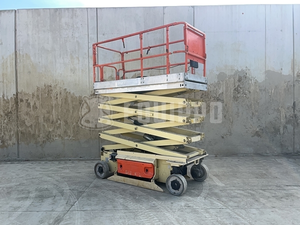 Picture of the JLG 2646ES (10m)