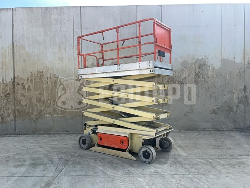 JLG 2646ES (10m) - - Gebrauchte  Scherenhubtisch