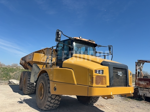 Foto van de Caterpillar 740 GC