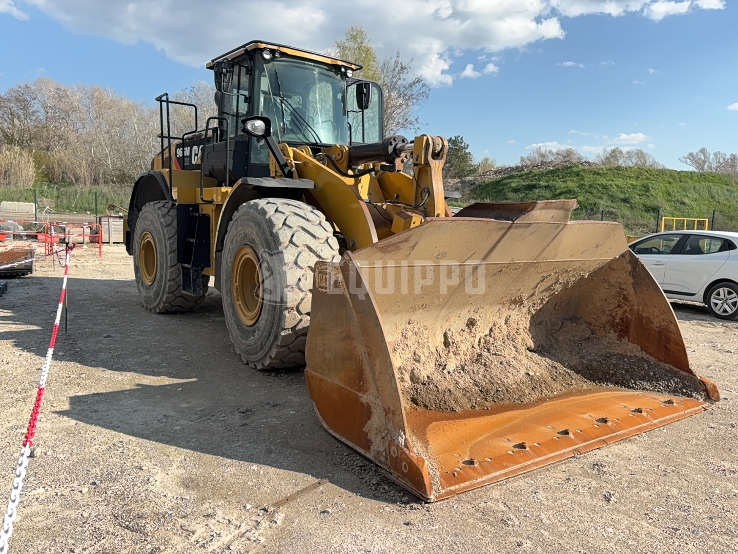 Caterpillar 966 M XE  - - Chargeur sur Pneus d’Occasion