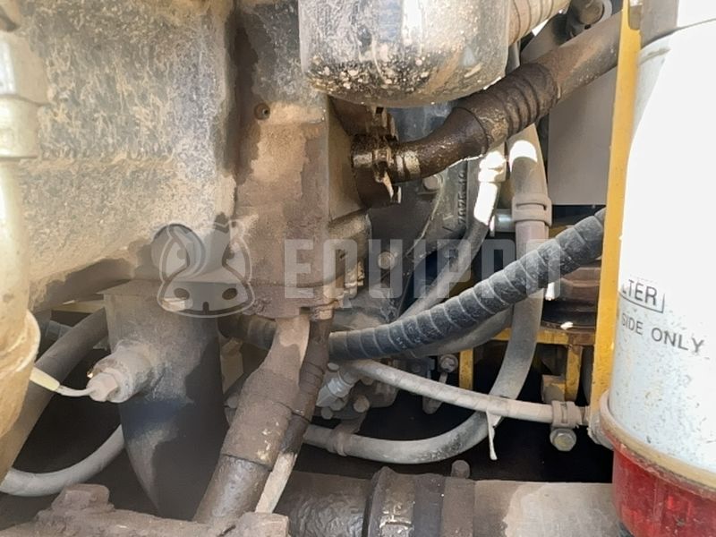 2020 كوماتسو HB215LC-3-48042795