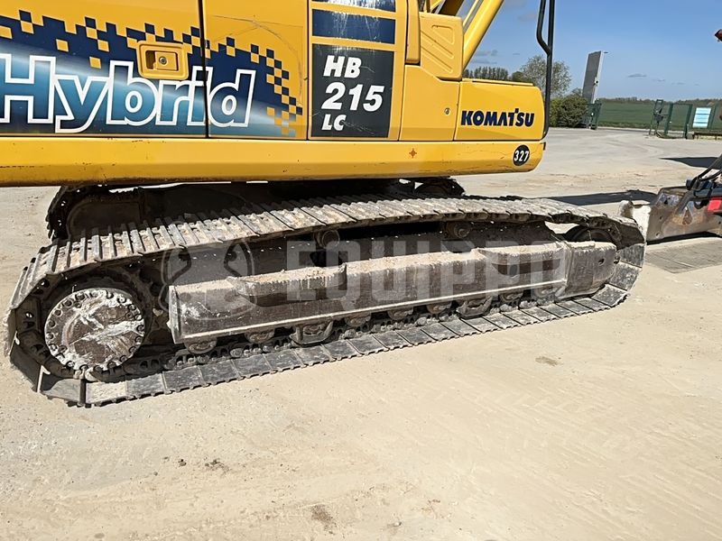 2020 كوماتسو HB215LC-3-48042860