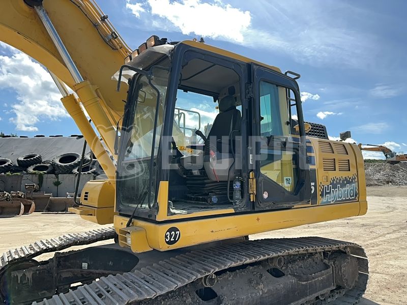 2020 Komatsu HB215LC-3-47359206