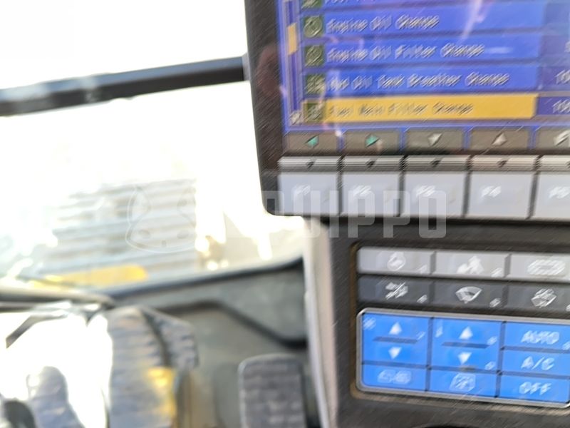 2020 Komatsu HB215LC-3-47359274