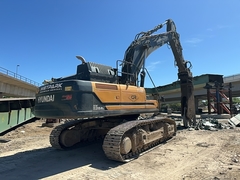 Hyundai HX520AL - - Used Tracked Excavator