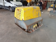 Wacker Neuson DPU130  - - Compactador manual Usada