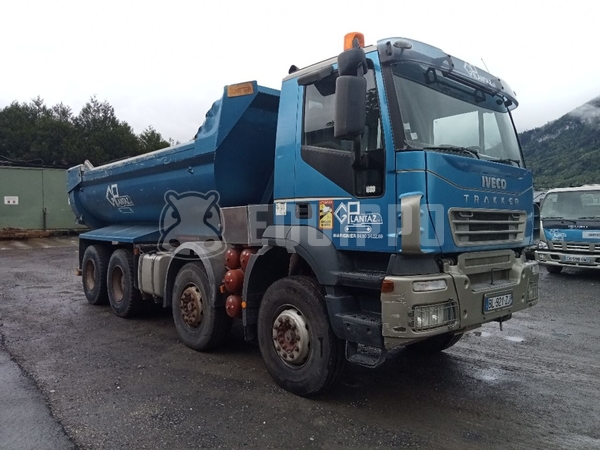 Photo de la Iveco Trakker AD410T44 8×4