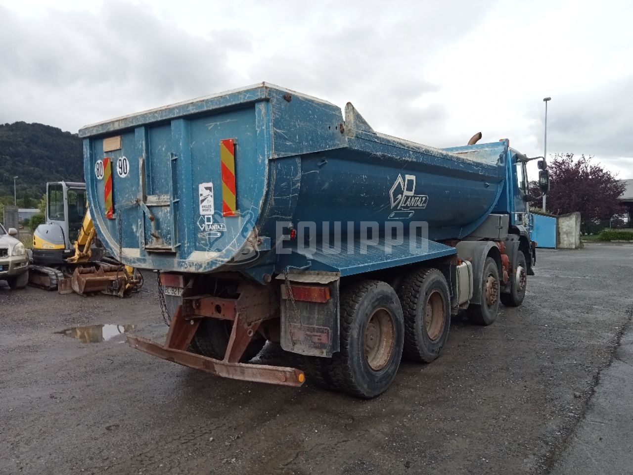 Iveco Trakker AD410T44 8×4  - - Camion Benne d’Occasion