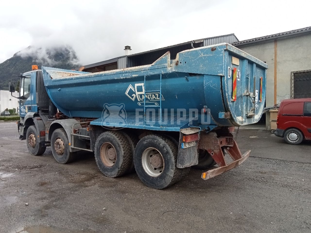 Iveco Trakker AD410T44 8×4  - - Camion Benne d’Occasion