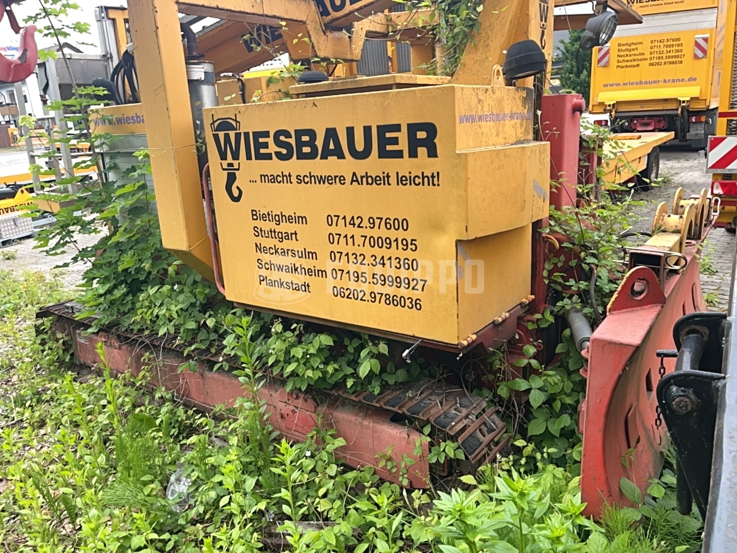 Moog MRF 6500  - - Used Crawler Crane