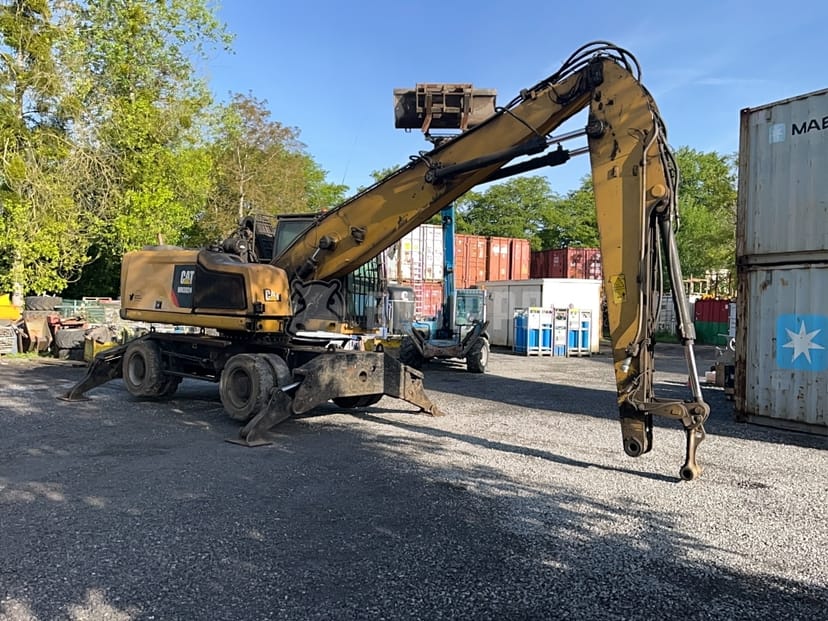 Bild des Caterpillar MH3024