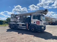 MAN TGS 26.320 6x2-2 BL mit Oil Steel Eagle 3526 (35m) - - Gebrauchte  LKW-montierte Hubarbeitsbühne