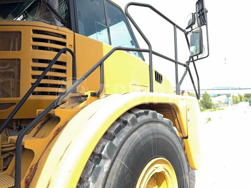 2004 Caterpillar 740-48011700