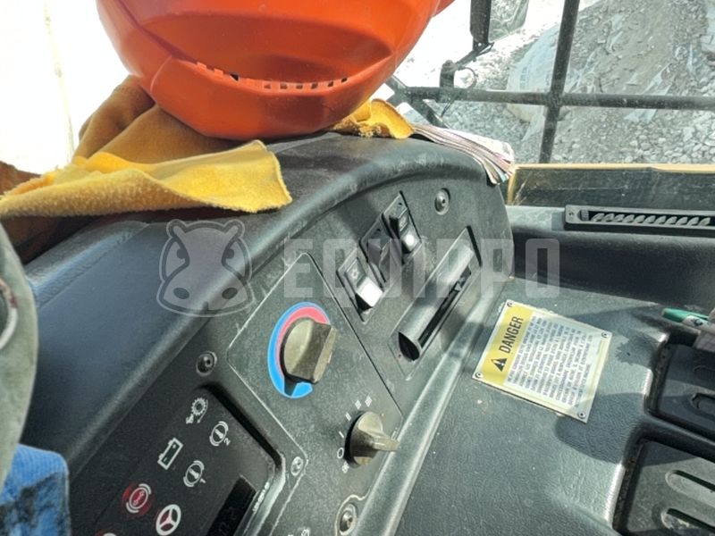 2004 Caterpillar 740-48703054