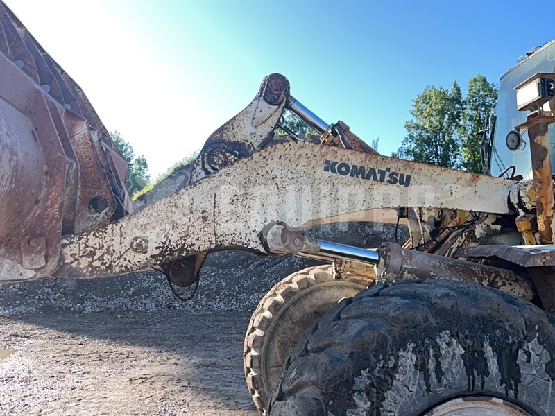1999 Komatsu WA470-3H-48168049