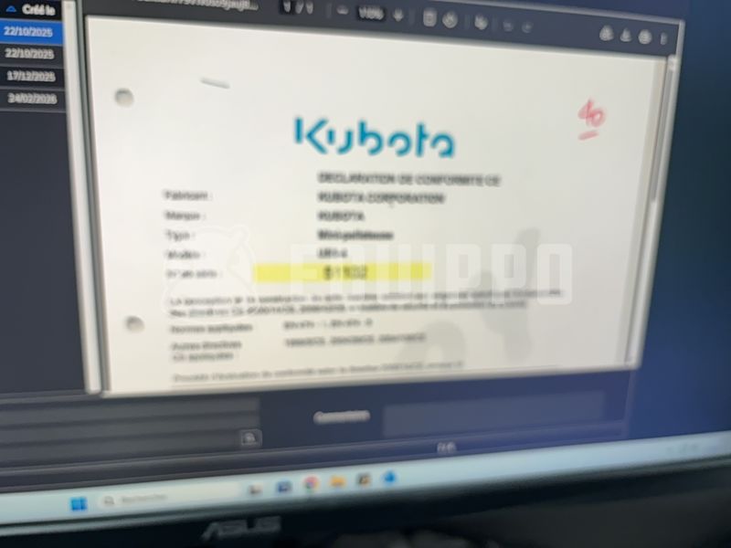 2011 KUBOTA U55-4-48551304