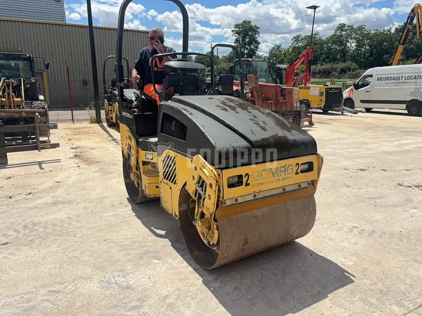 Picture of the Bomag BW 100 AD-4
