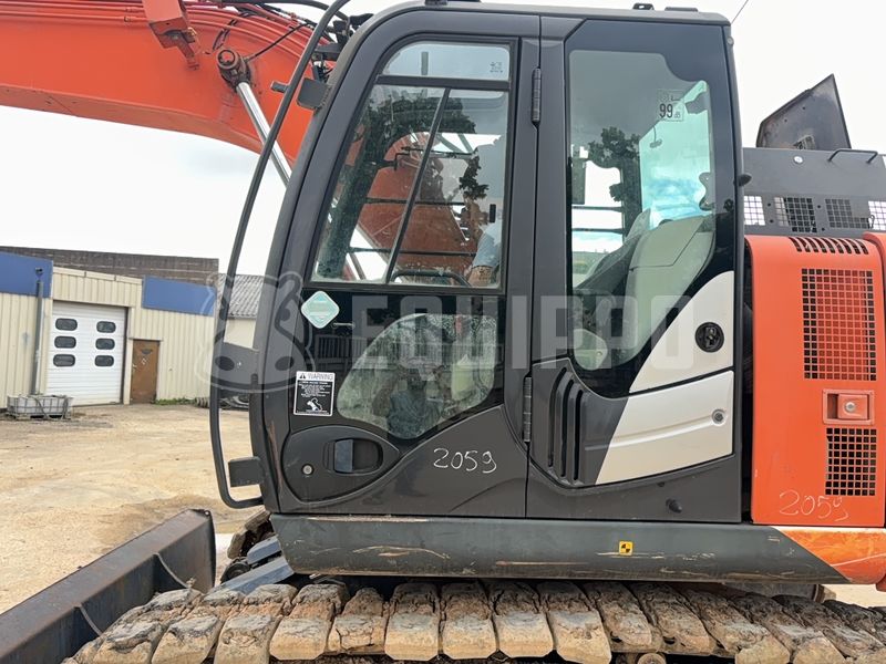 2014 Hitachi ZX135US-5B-48265225