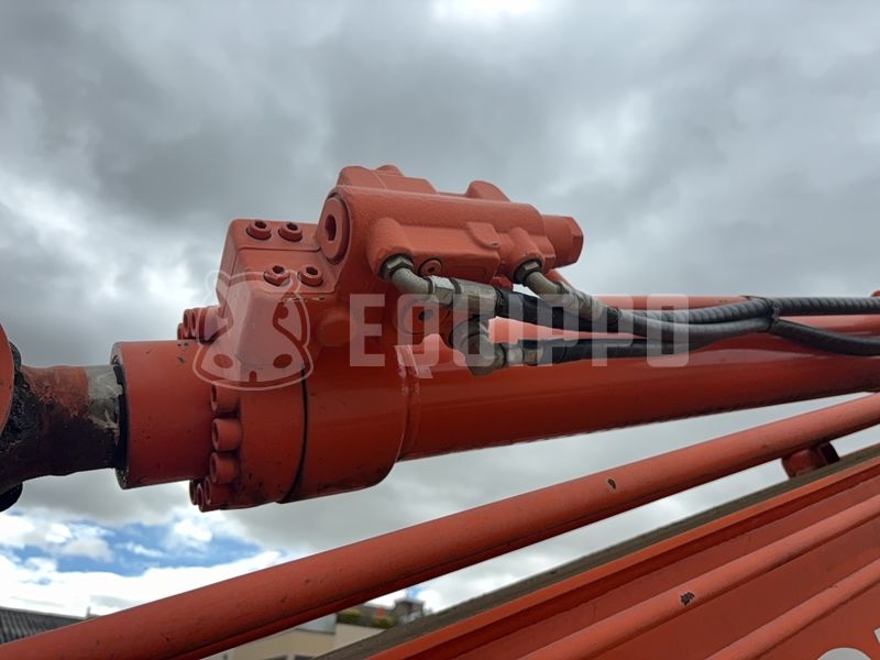 2014 Hitachi ZX135US-5B-48265312