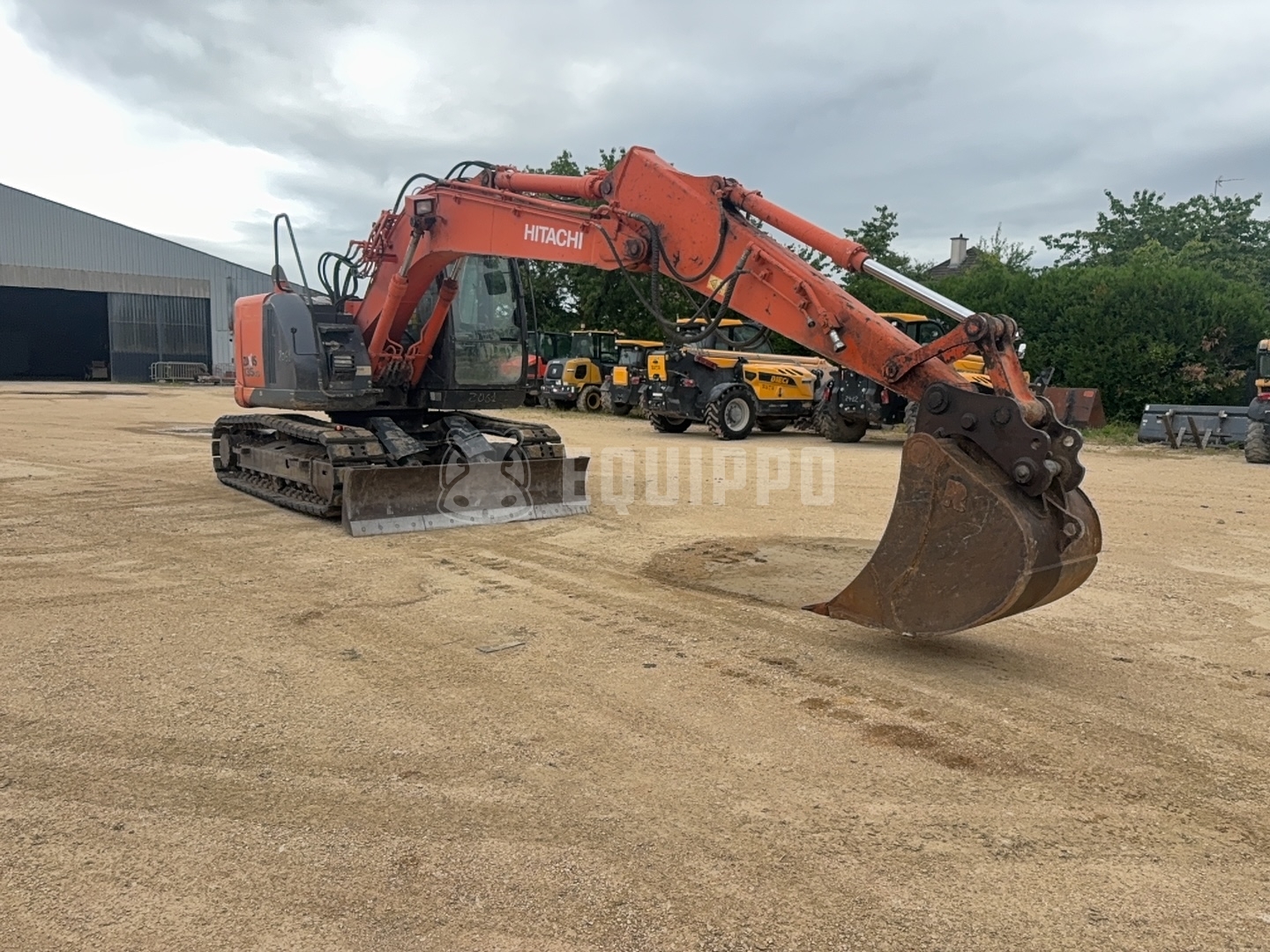 Pelle sur chenilles Hitachi ZX135US-5B (2014) — occasion, 4 451 h