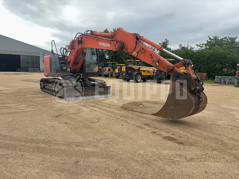 Hitachi ZX135US-5B - - Excavadora de cadenas Usada