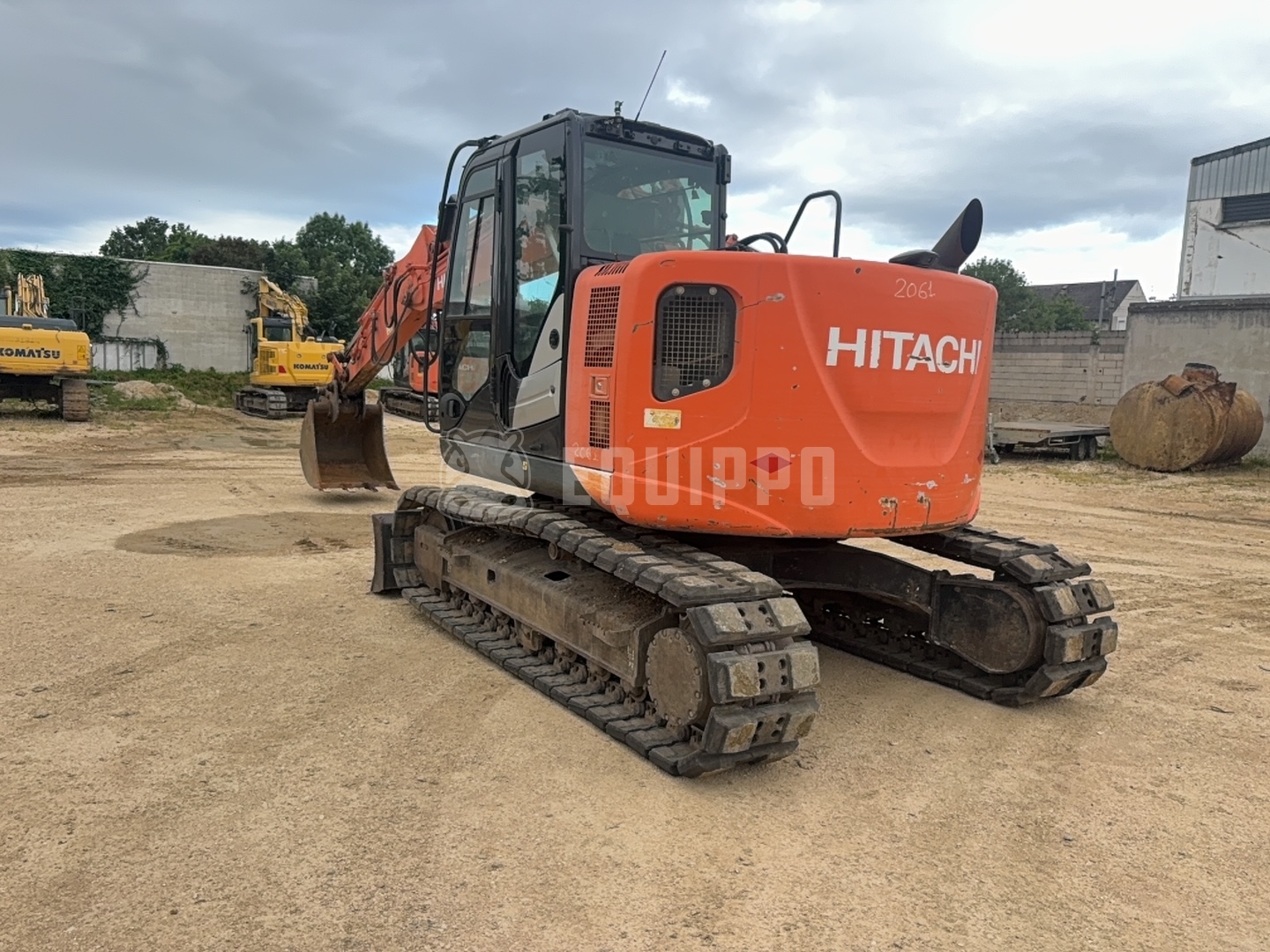 Hitachi ZX135US-5B  - - Pelle sur chenilles d’Occasion
