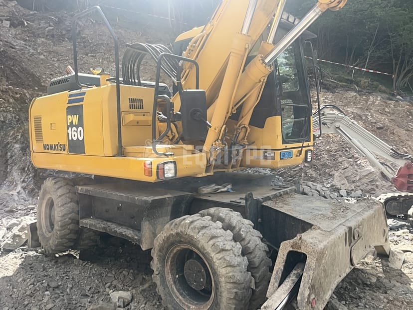 Photo de la Komatsu PW160-7E0