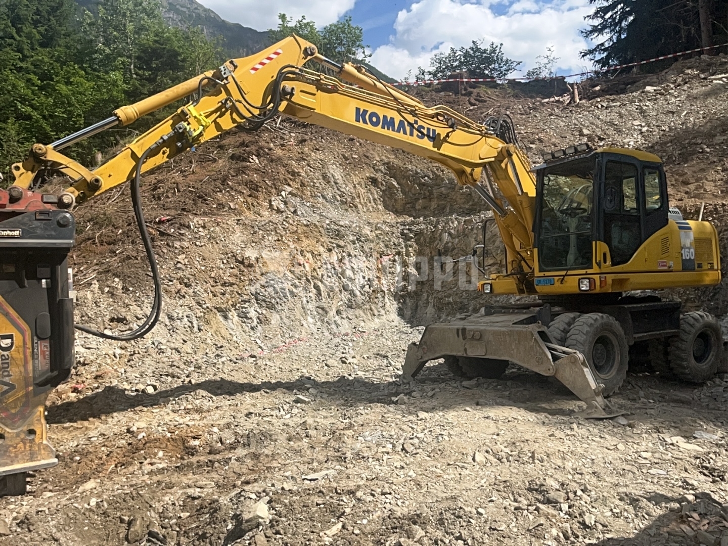 Komatsu PW160-7E0 - - Used Wheeled Excavator